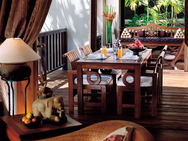 Chiang Mai condo for sale. Private outdoor dining salas imagery